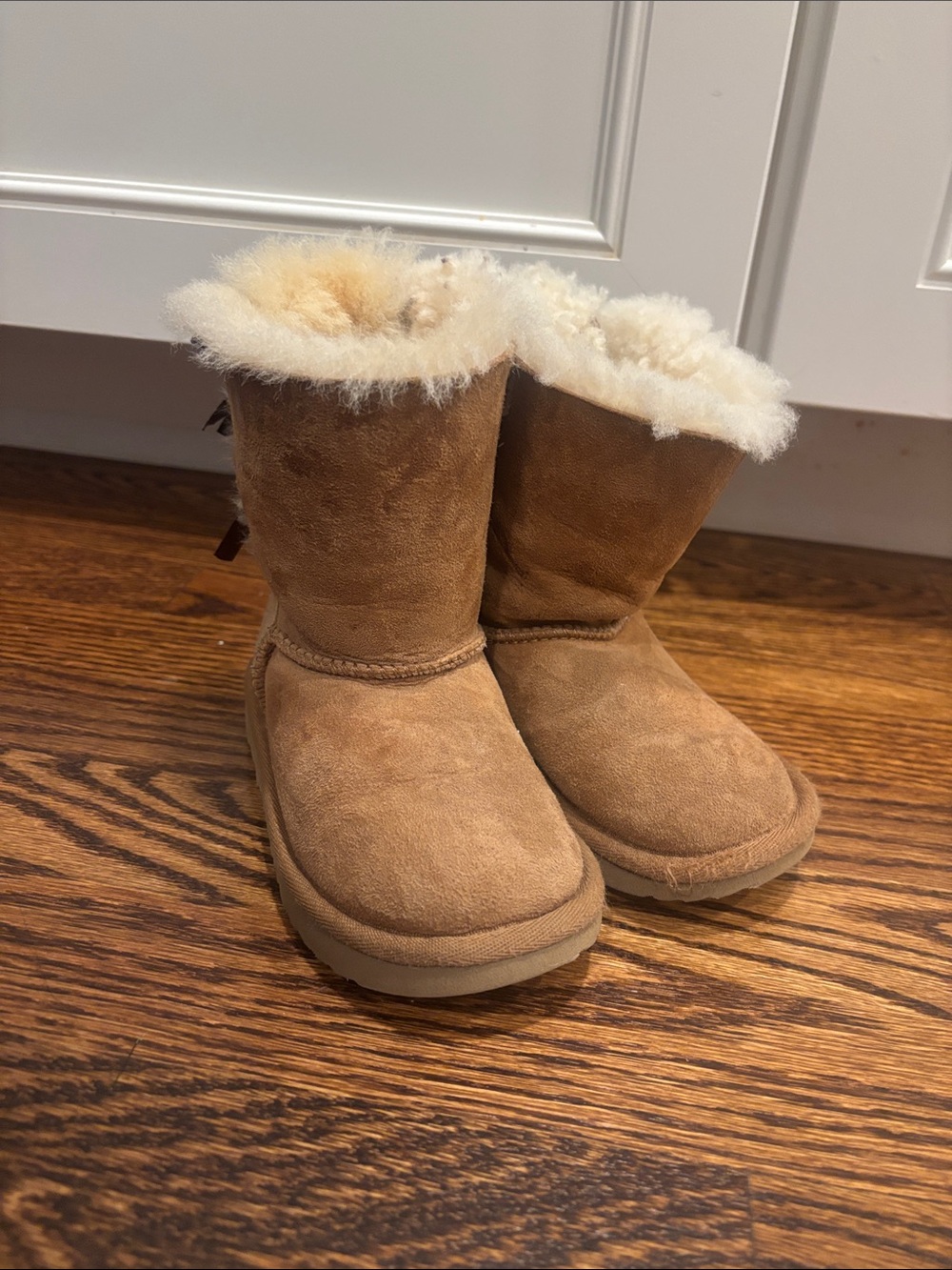 UGG Chestnut Shearling-Lined Kids Boots